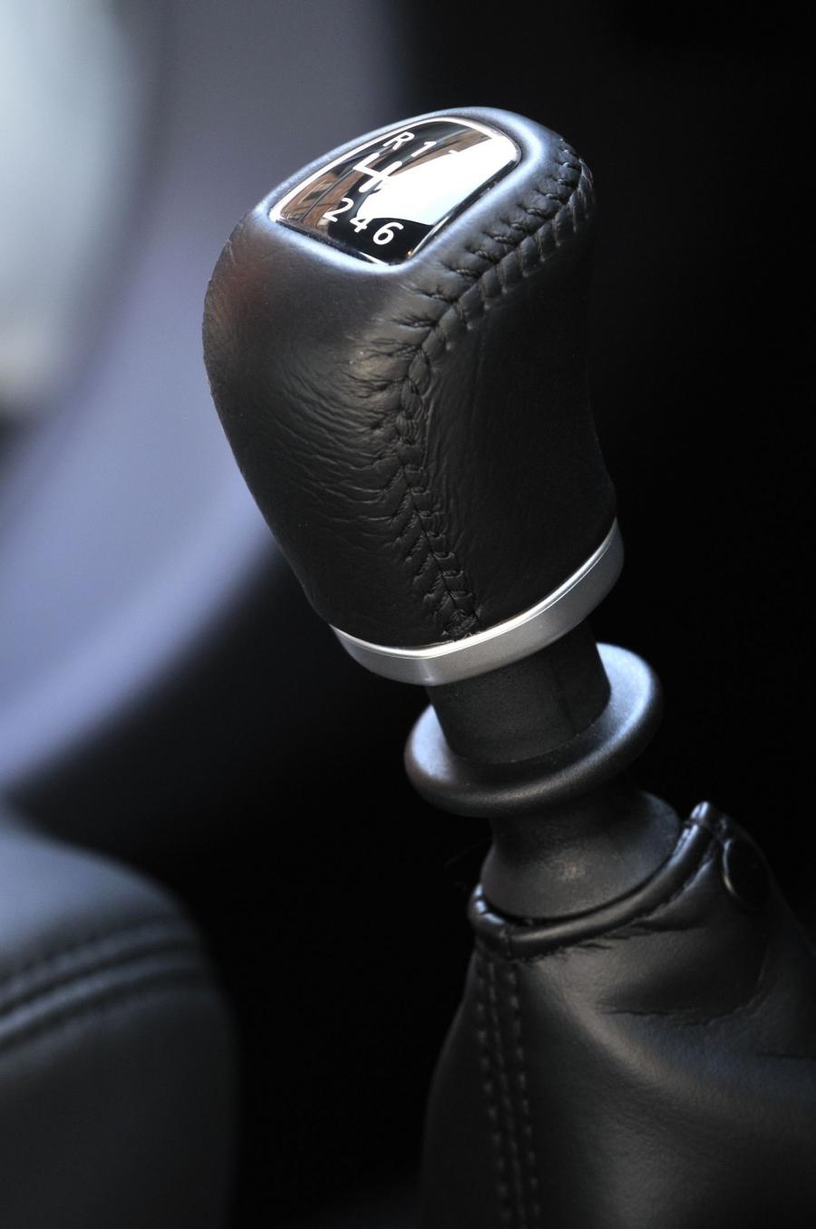  Mitsubishi ASX Black 2011 года  (UK) (фото 4 из 109)